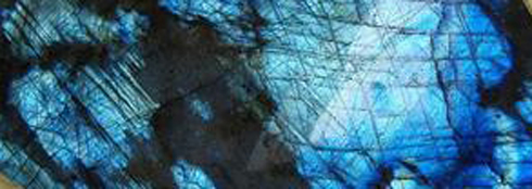 Iridescent Labradorite (Spectrolite)